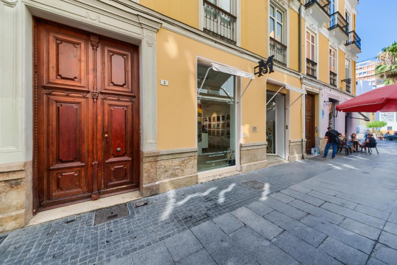 Holidays2Malaga Calderon Loft Wifi Fibra Dış mekan fotoğraf